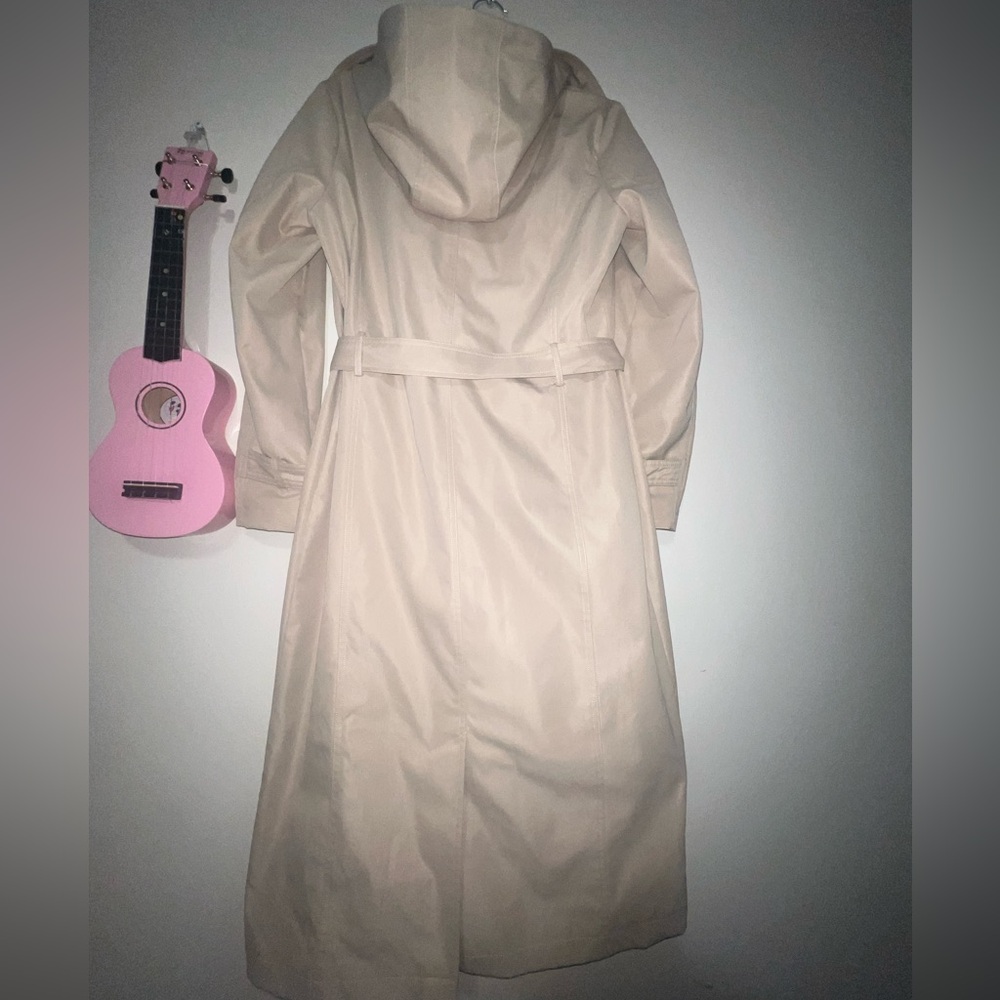 Brand Weatherproof, Waterproof Cream Trench Coat - Picture 4 of 6